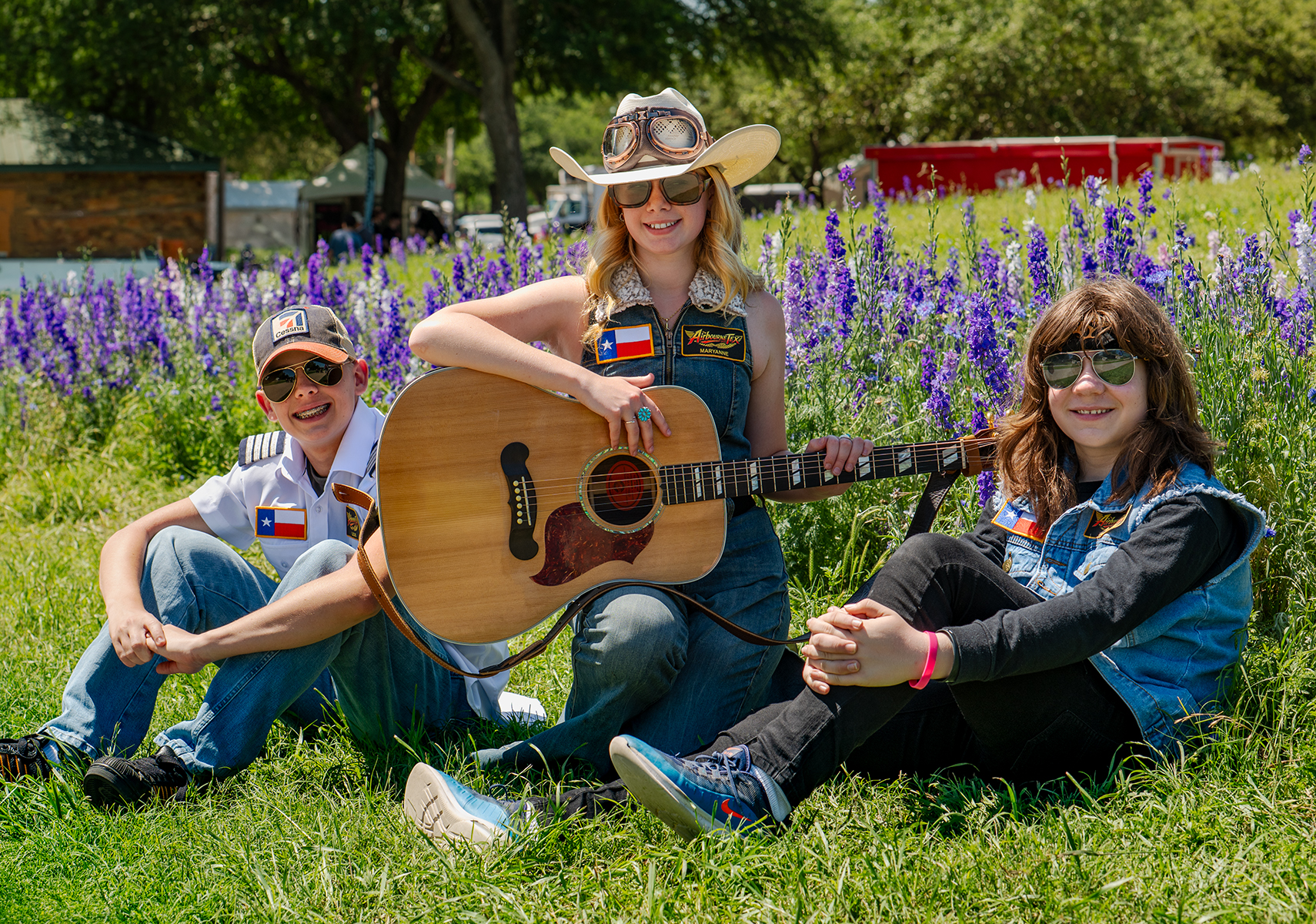 Airbourne Tex – full band in bluebonnets field